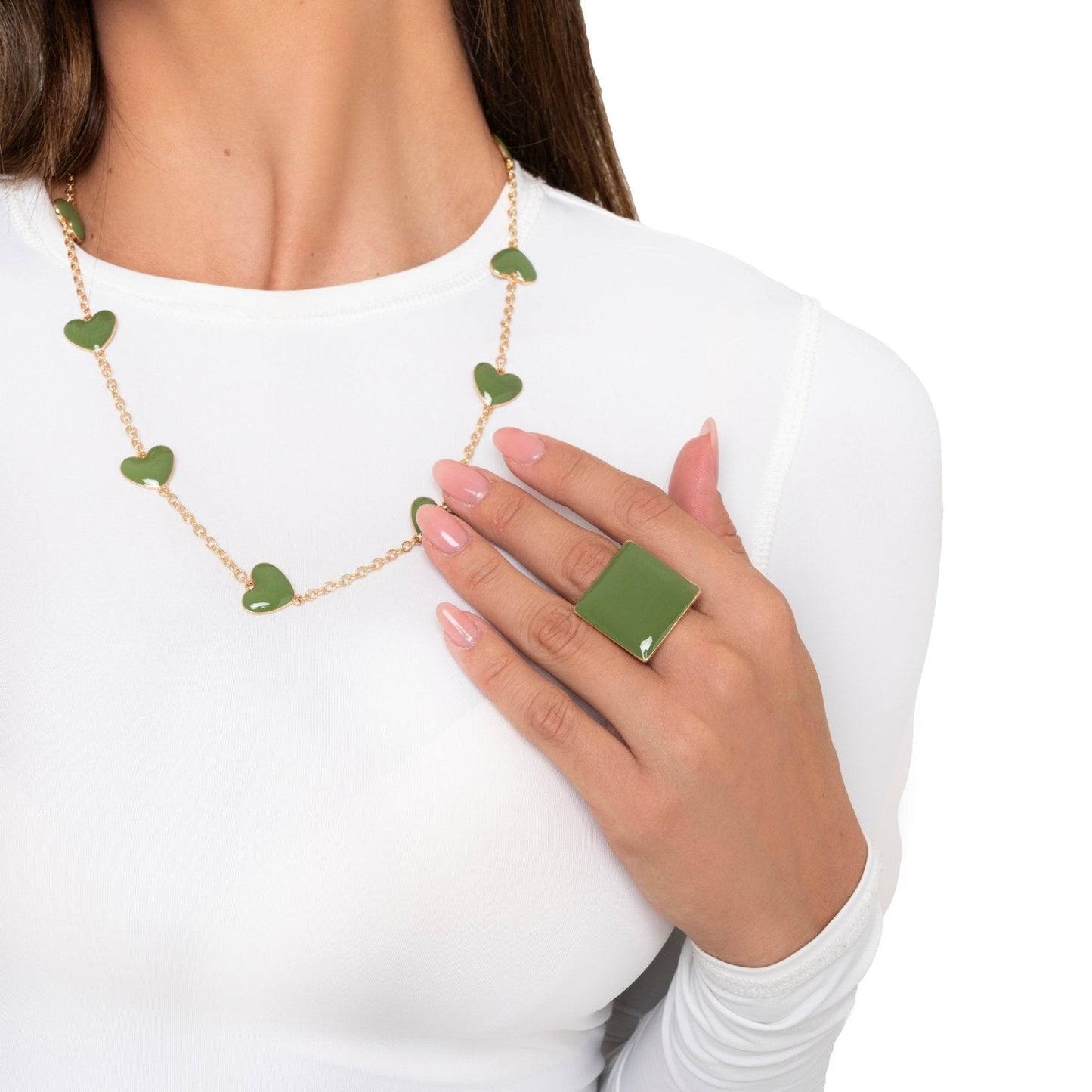 Anello regolabile in metallo con placchetta quadrata smaltata verde - Mya Accessories