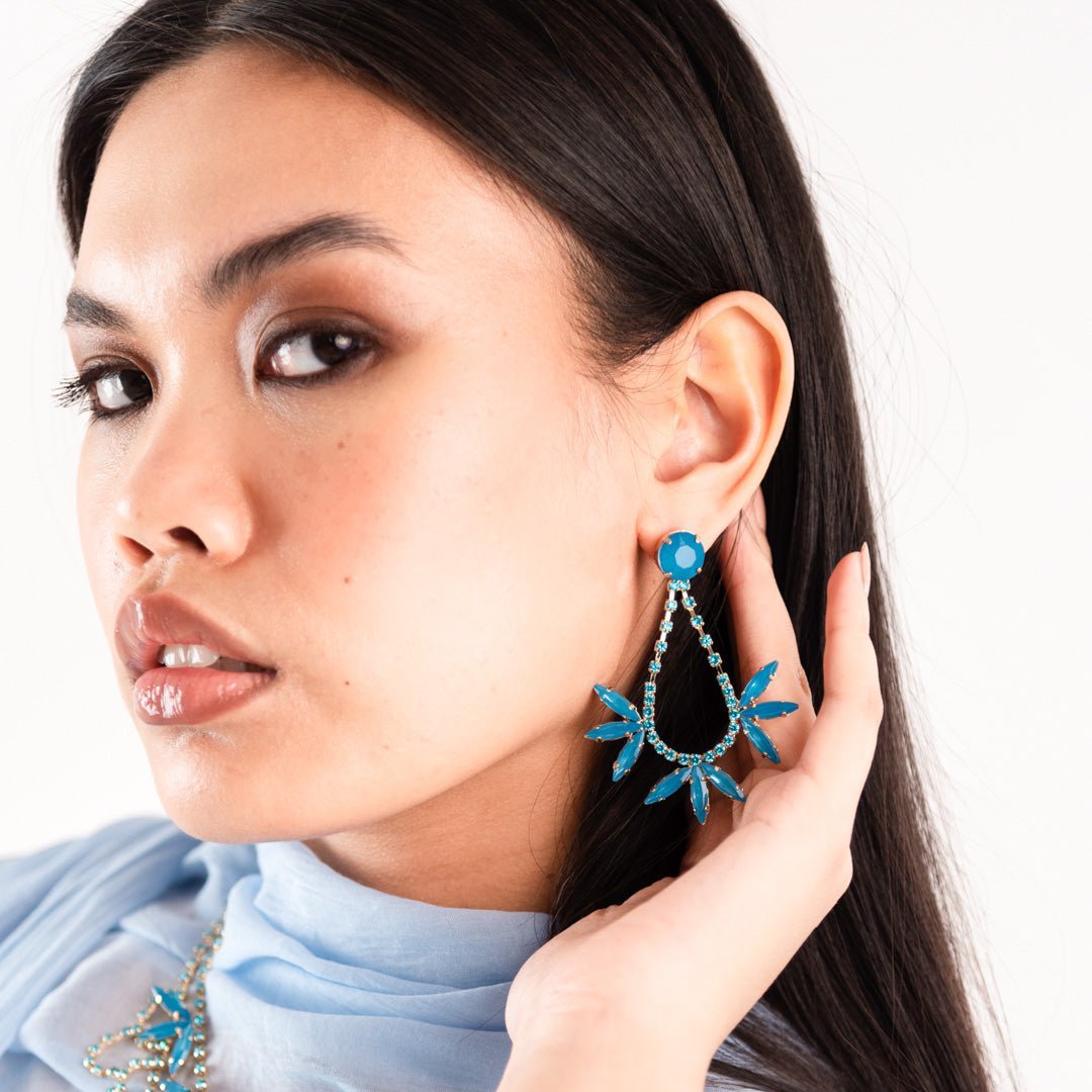 Copia del Orecchini chic pendenti in metallo, con pietre in vetro azzurre - Mya Accessories