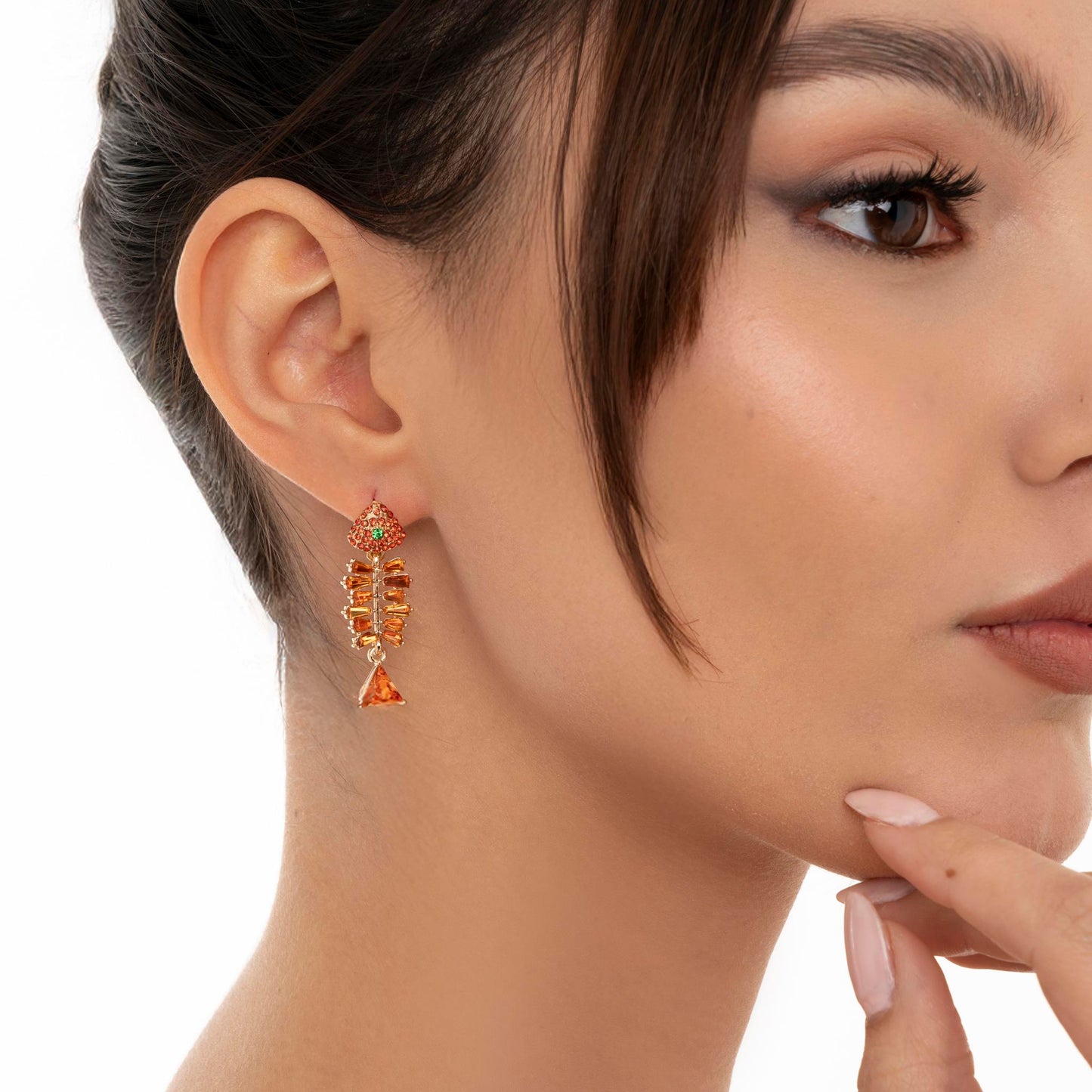 Orecchini pendenti a lisca di pesce con pietre in vetro arancio