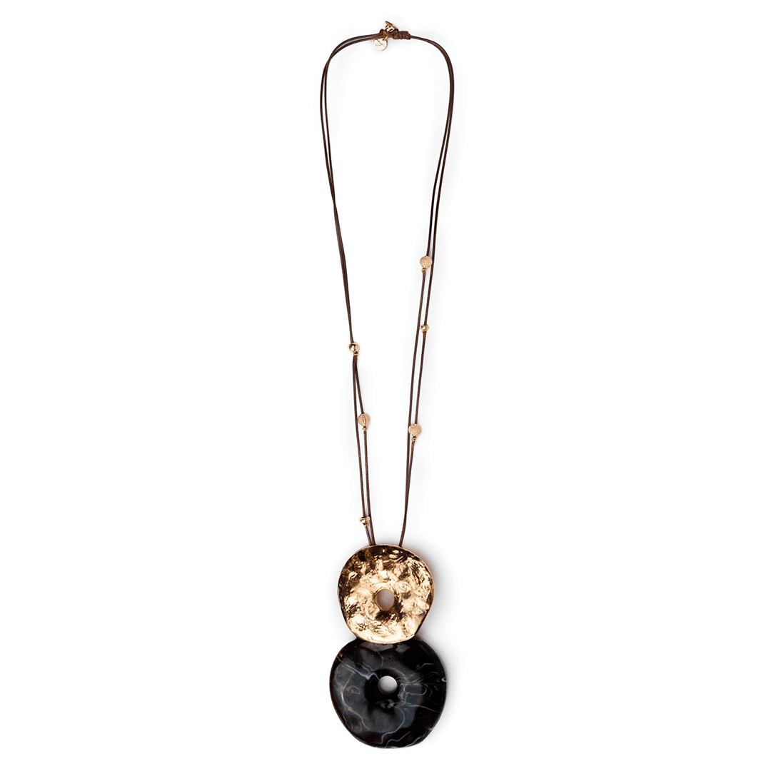 Collana lunga con laccio nero, pendente donut in resina nero - Mya Accessories