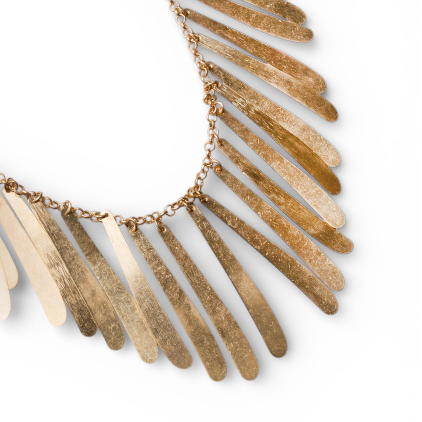 Collana lunga a catena con frange in metallo antichizzato