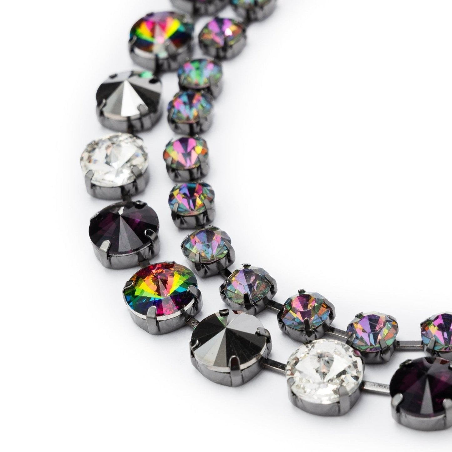 Collana in metallo gun con pietre in vetro sui toni del viola - Mya Accessories