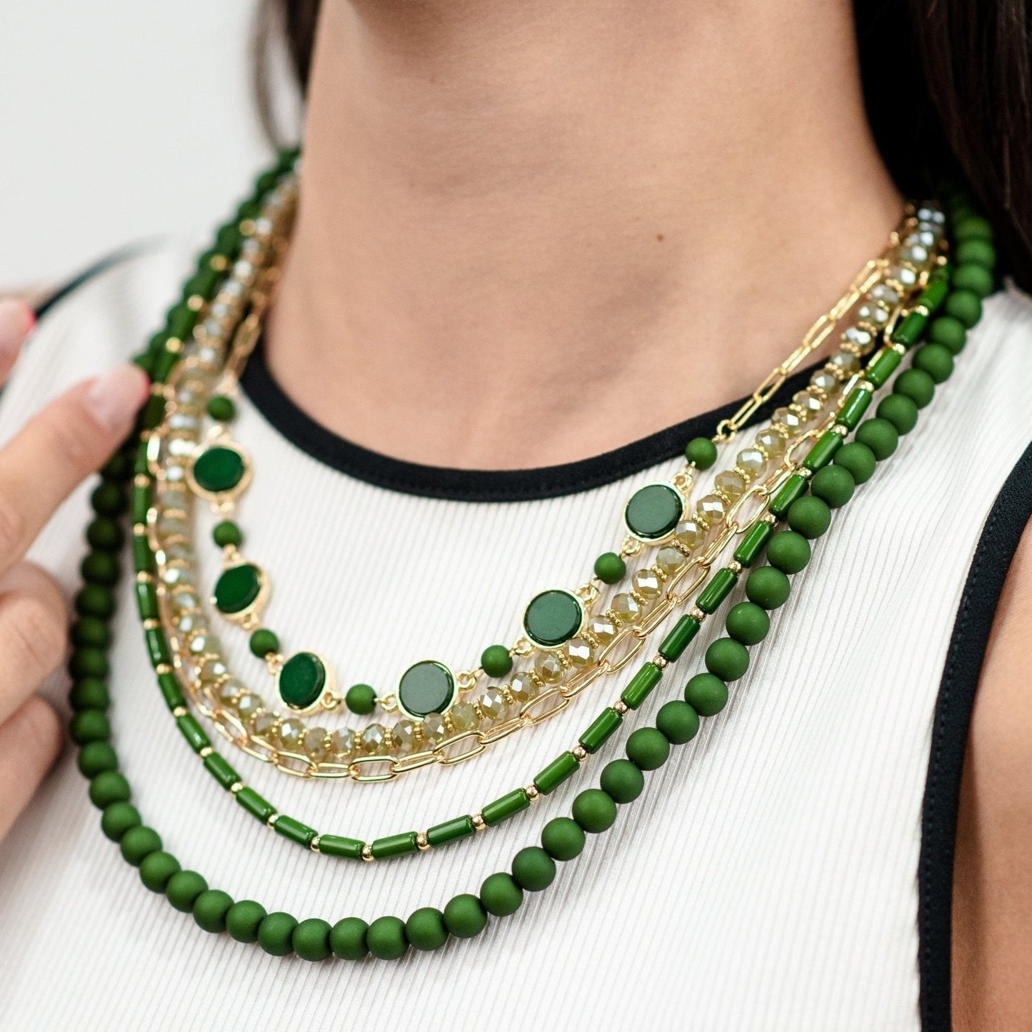 collana-multifilo-acrilico-verde-3- Mya Accessories