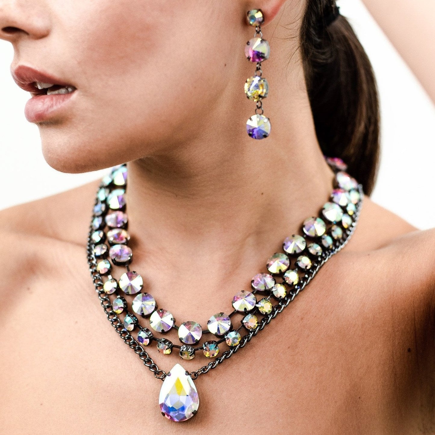 Girocollo in metallo gun con pietra in vetro cristallo boreale - Mya Accessories