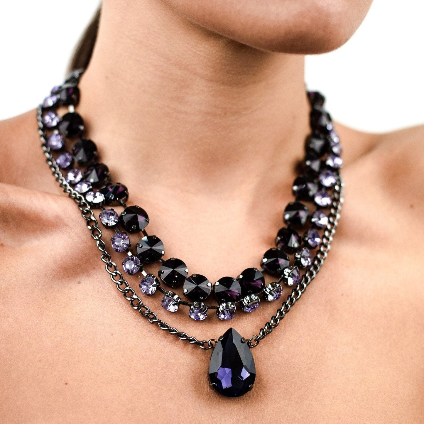 Girocollo in metallo gun con pietra in vetro viola - Mya Accessories