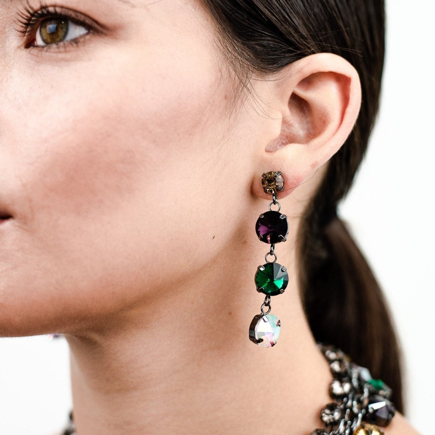 Orecchini in gun con pietre petrolio - Mya Accessories