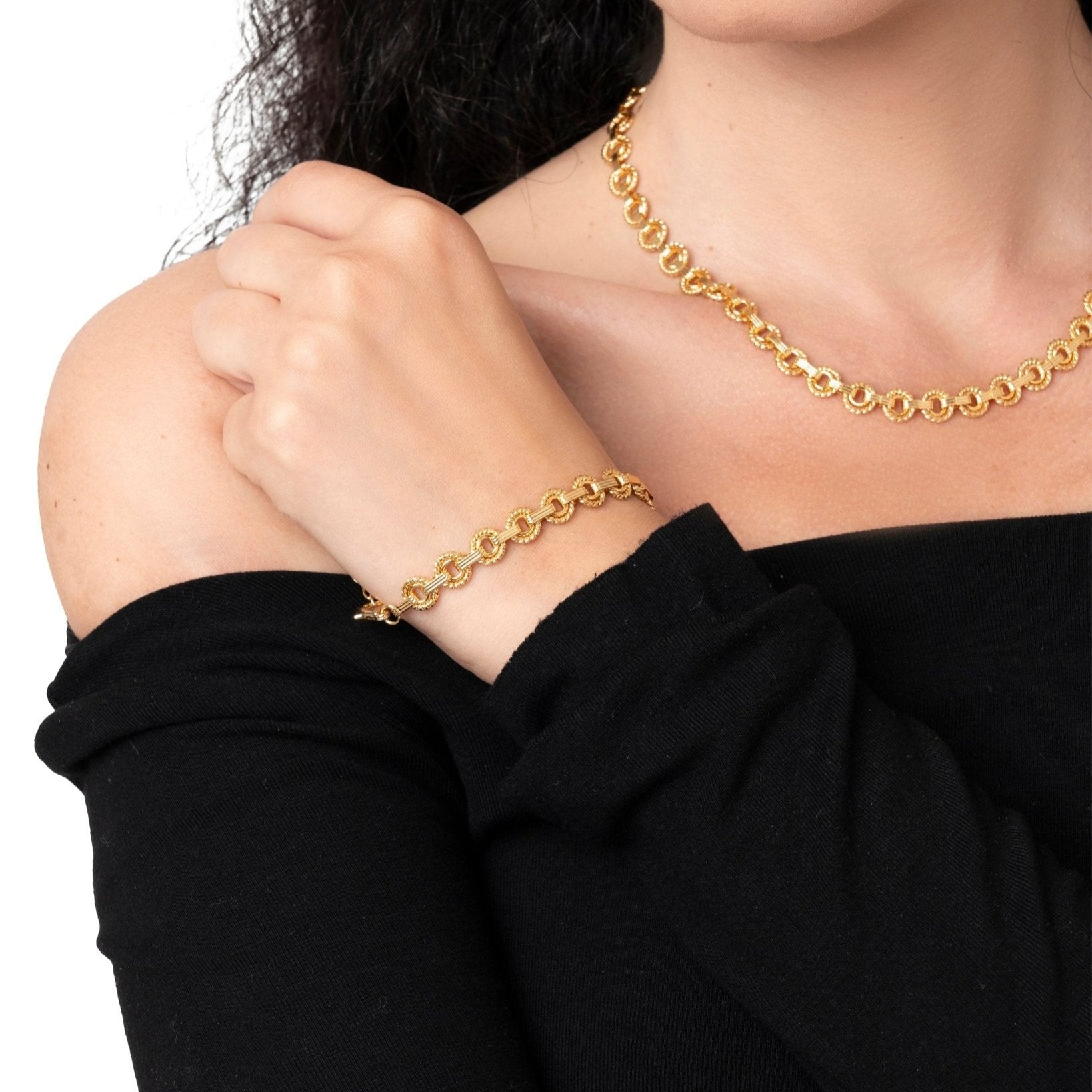 Bracciale a maglia stretta circolare in metallo colore oro - Mya Accessories