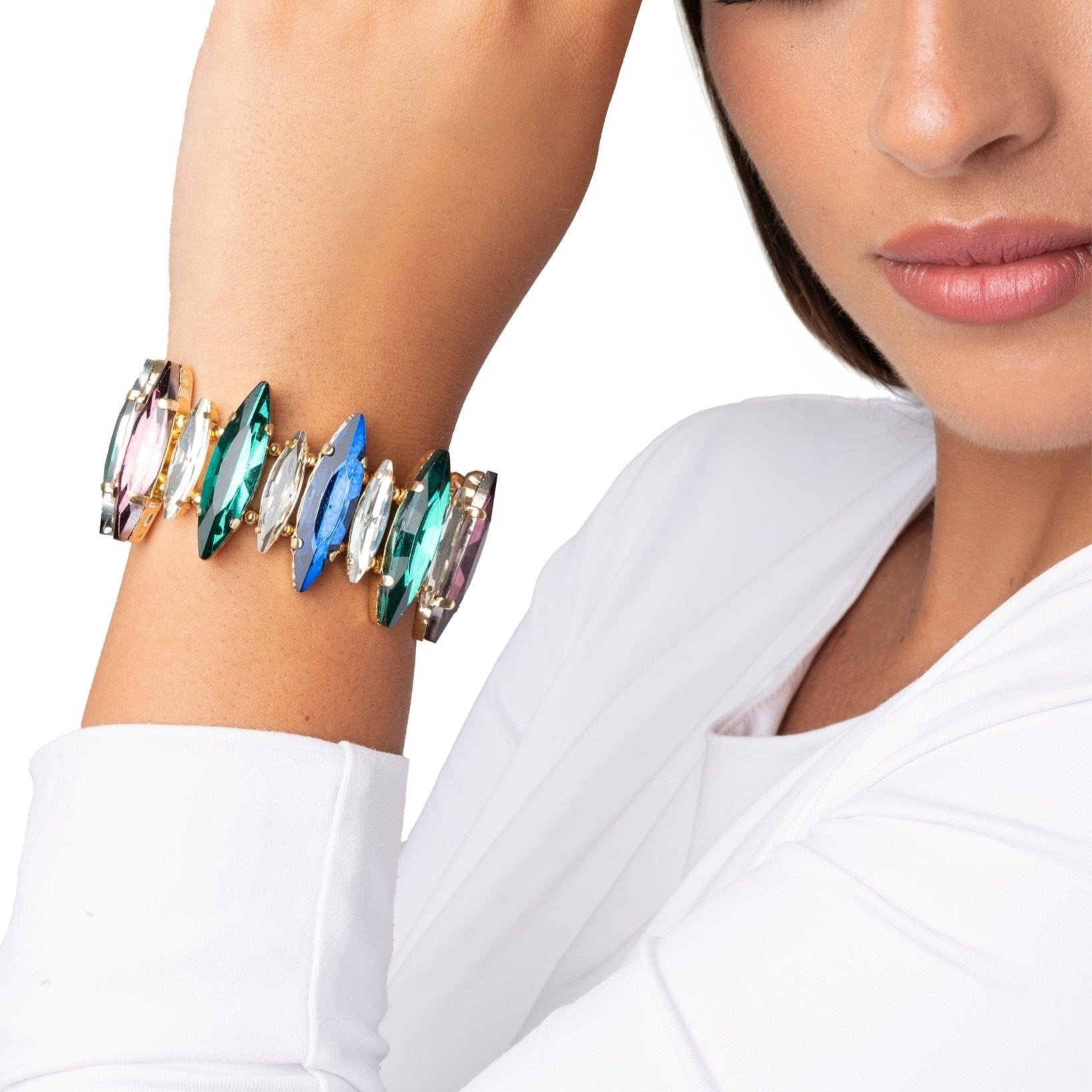 Bracciale elastico con foglie asimmetriche in vetro viola e verdi - Mya Accessories