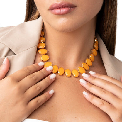 Collana girocollo con pietre ovali in resina senape - Mya Accessories
