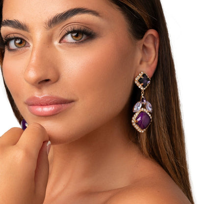 Orecchini pendenti con pietre in resina e vetro viola - Mya Accessories