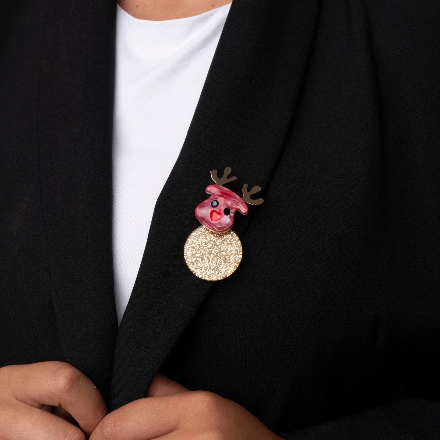 Spilla in acrilico a forma di cervo di natale - Mya Accessories