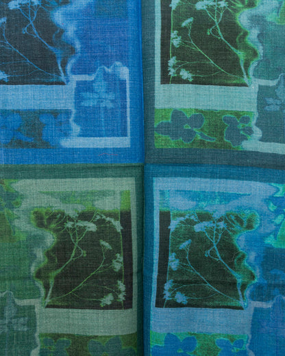 Sciarpa in pura lana con stampa tono verde