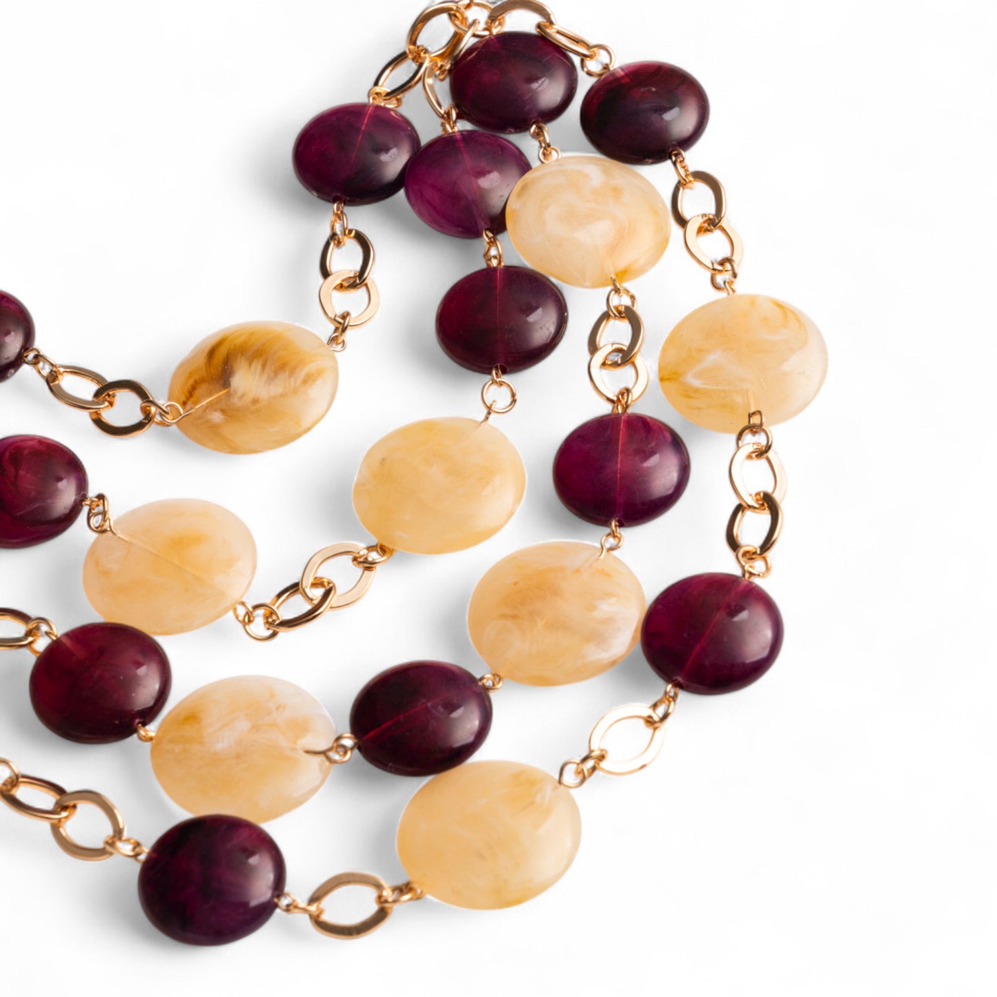 Collana a catena con cascata di pietre schiacciate in acrilico beige e viola