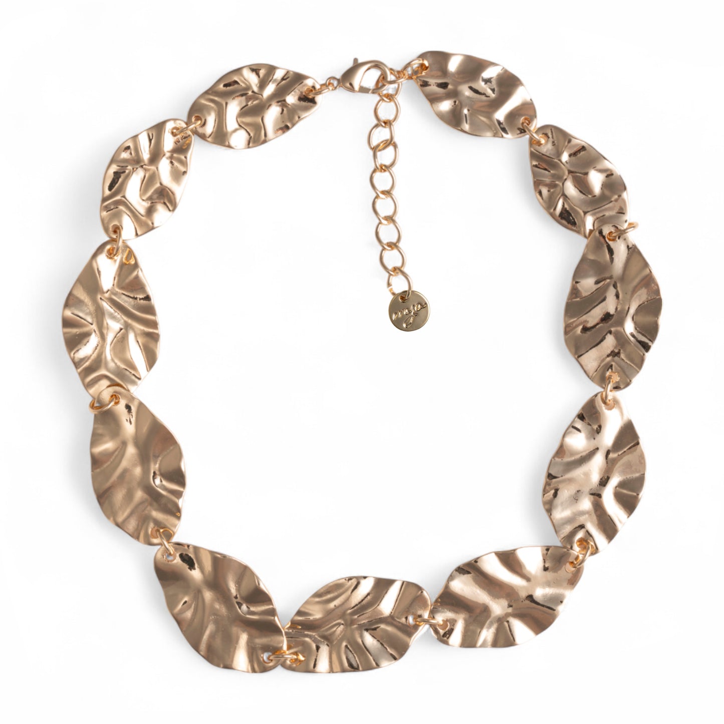 Collana girocollo con foglie in metallo martellato