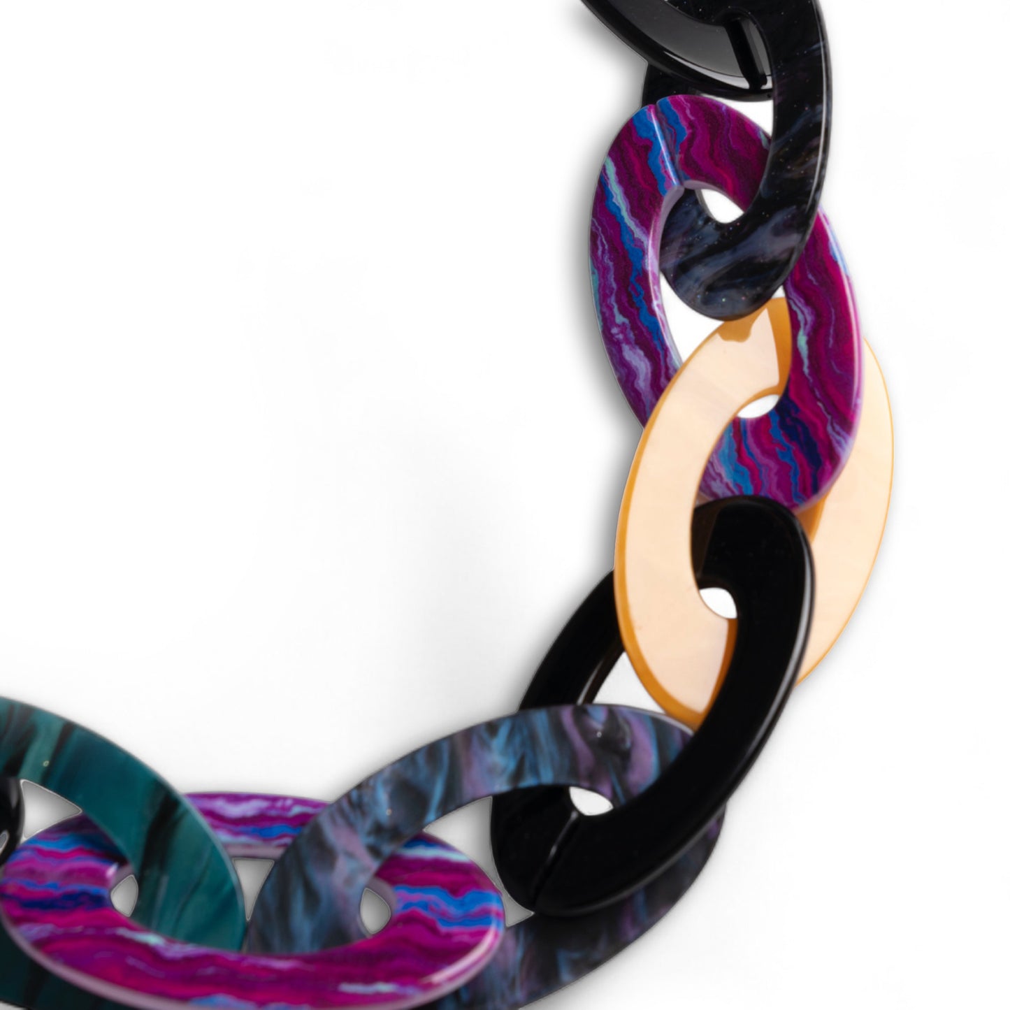 Collana lunga con catena in acrilico multicolore