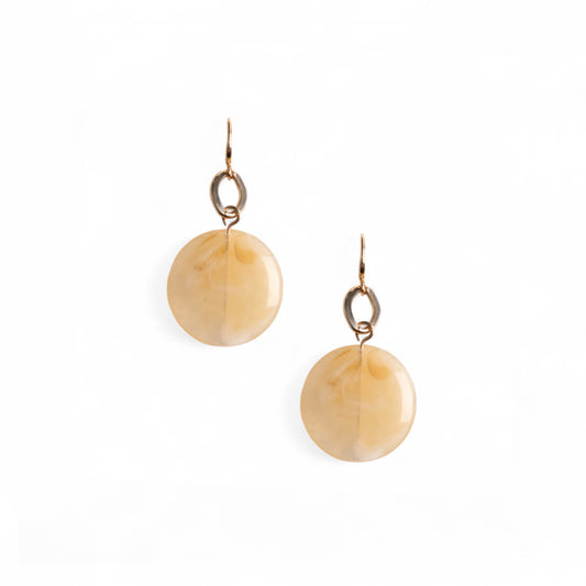 Orecchini pendenti con pietra schiacciata in acrilico beige