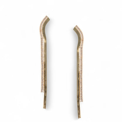 Orecchini pendenti con fili di metallo e strass in vetro crystal