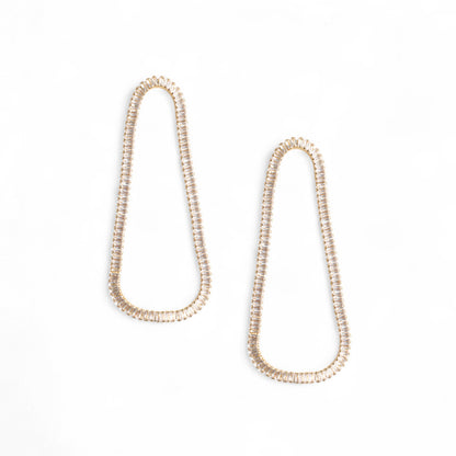 Orecchini in metallo dal design ovale con strass crystal