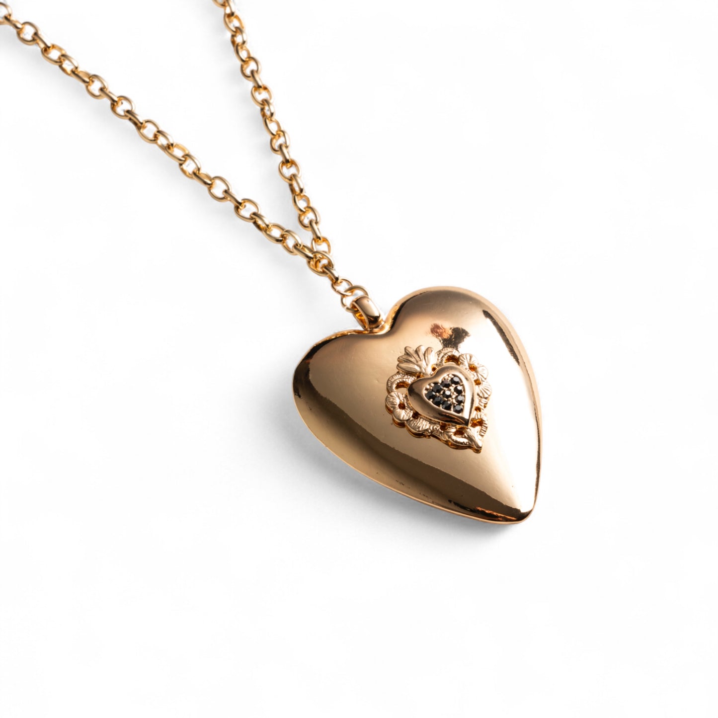 Collana a catena con pendente in metallo con design cuore