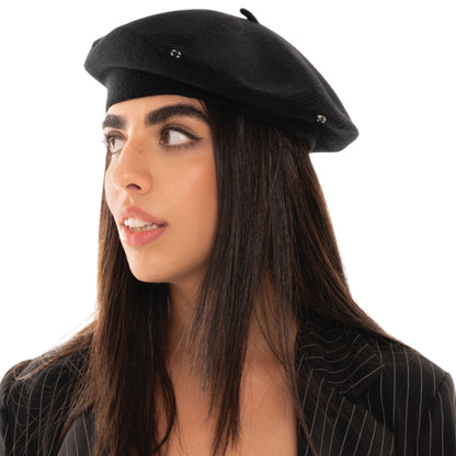 Cappello a basco in lana a tinta unita nera con pietre crystal