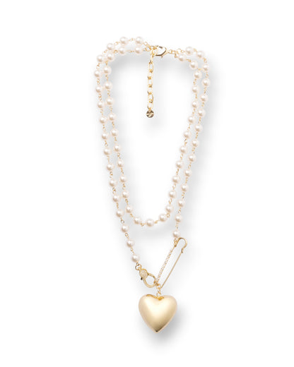Collana doppio filo di perle in vetro con pendente in metallo a cuore