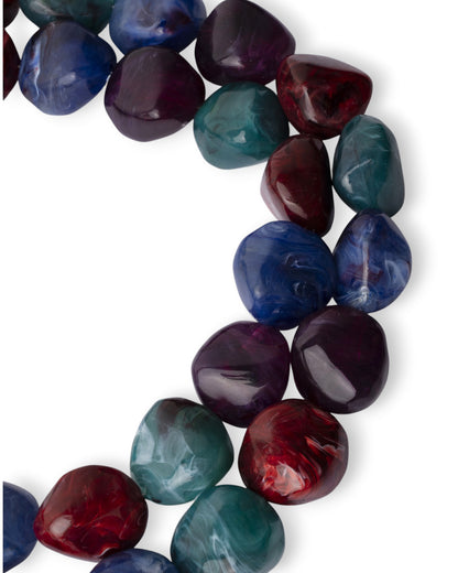 Collana girocollo a due fili con pietre grandi in acrilico tono rosso e blu