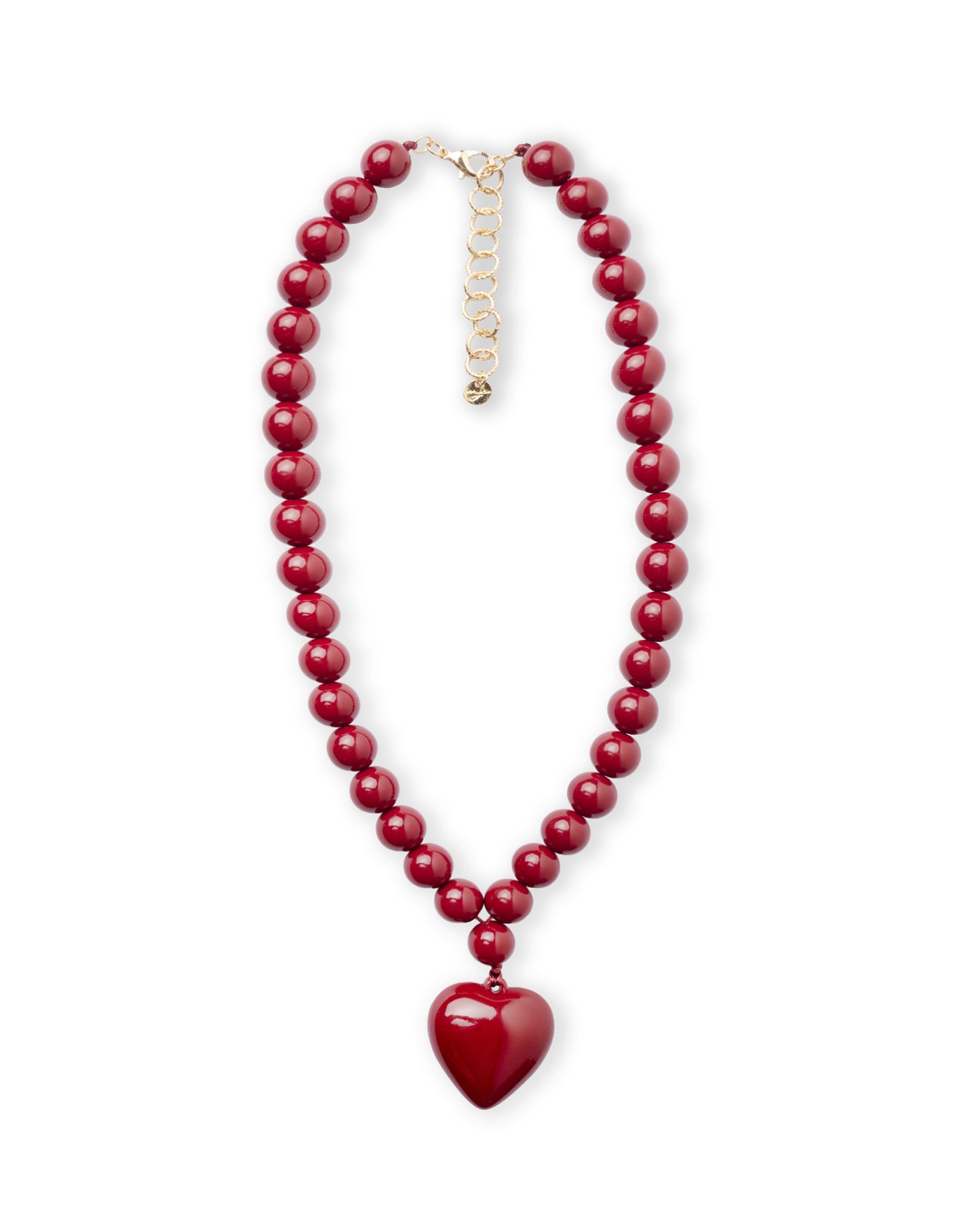 Collana girocollo con sfere in acrilico e pendente a cuore tono rosso