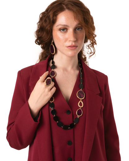Collana lunga con pietre in acrilico nere e prugna