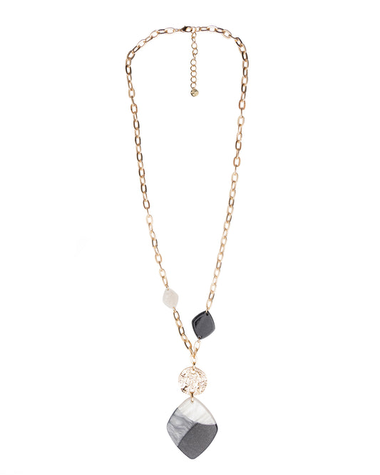 Collana lunga a catena con pendente a forma di rombo in acrilico bianco e nero