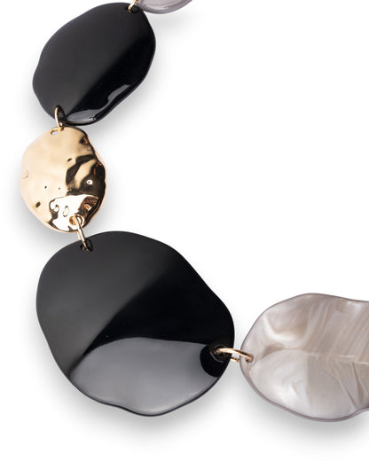 Collana girocollo a catena con inserti in acrilico tono nero e grigio
