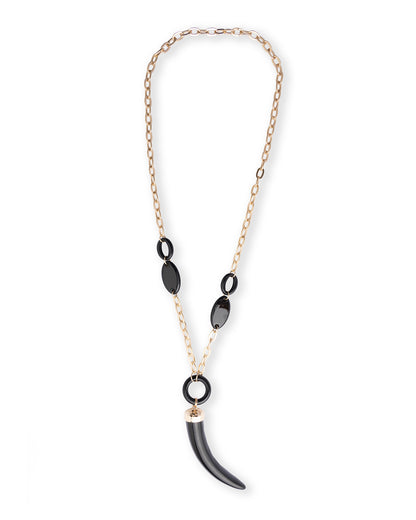 Collana lunga a catena con pendente a forma di corno in resina ed acrilico nero