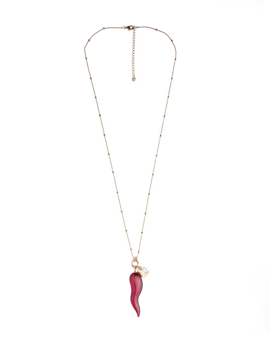 Collana lunga con catena sottile e pendente corno schiacciato in acrilico bordeaux