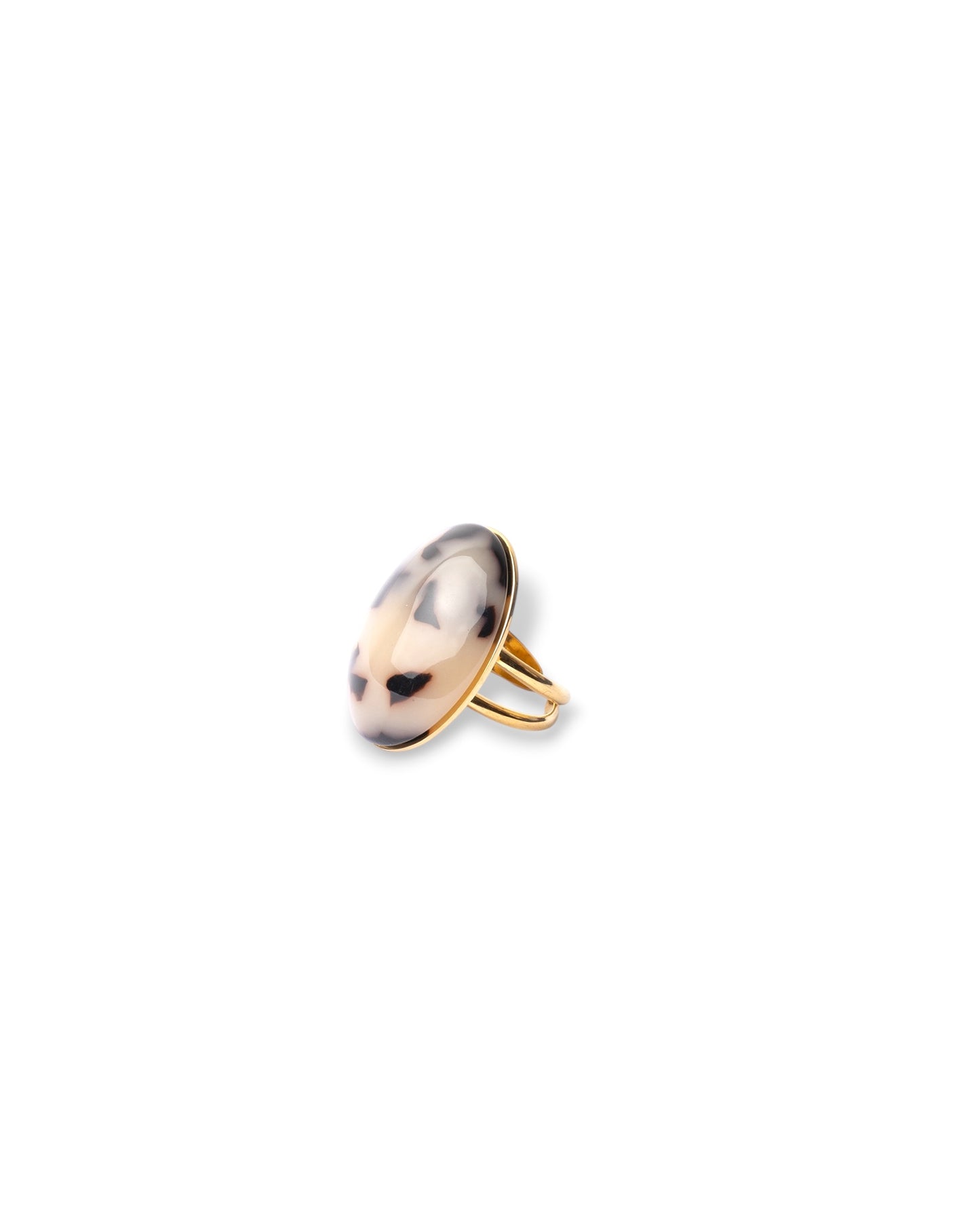 Anello regolabile in acciaio con pietra ovale in acrilico animalier beige