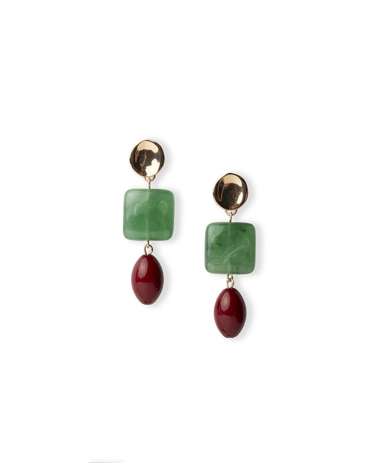 Orecchini pendenti con pietre geometriche in acrilico verde e rosso