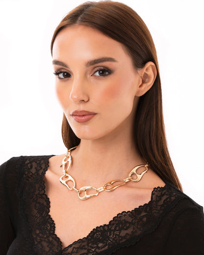 Collana girocollo in metallo lucido con maglia ad ancora