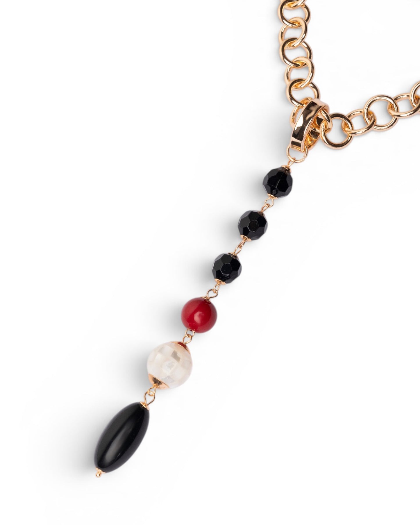Collana a catena con pendente lungo in acrilico e pietra dura tono nero