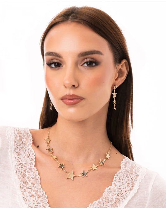 Collana girocollo a catena sottile e stelle con micro pietre in vetro nere