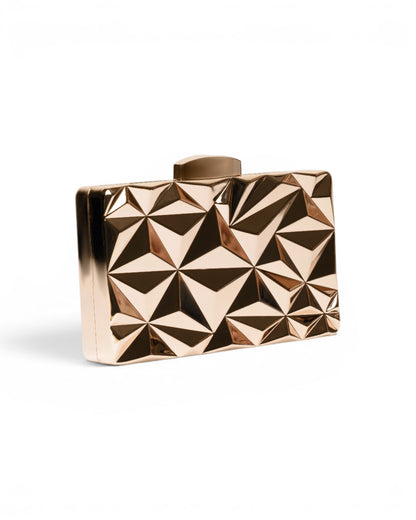 Clutch in metallo con design a taglio diamante