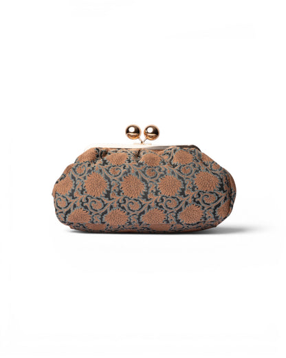 Clutch con texture barocca caramello e azzurro