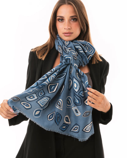 Sciarpa in cotone azzurra con stampa geometrica