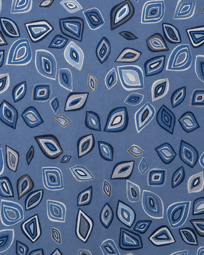 Sciarpa in cotone azzurra con stampa geometrica