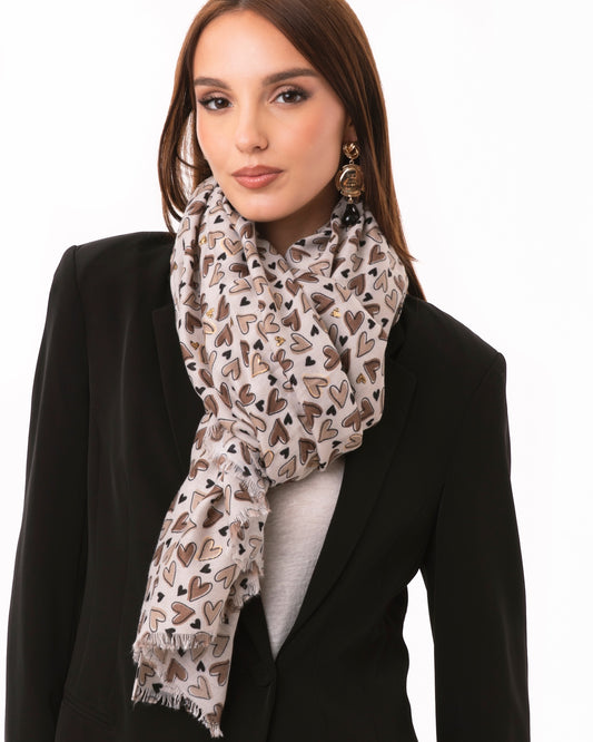Sciarpa in cotone beige con stampa a cuori tono marrone