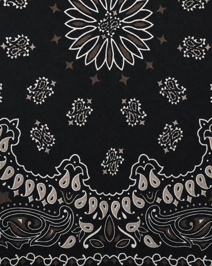 Sciarpa morbida nera con stampa bandana rock