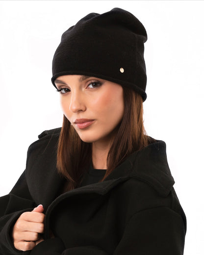 Cappello a cuffia morbido a tinta unita nero