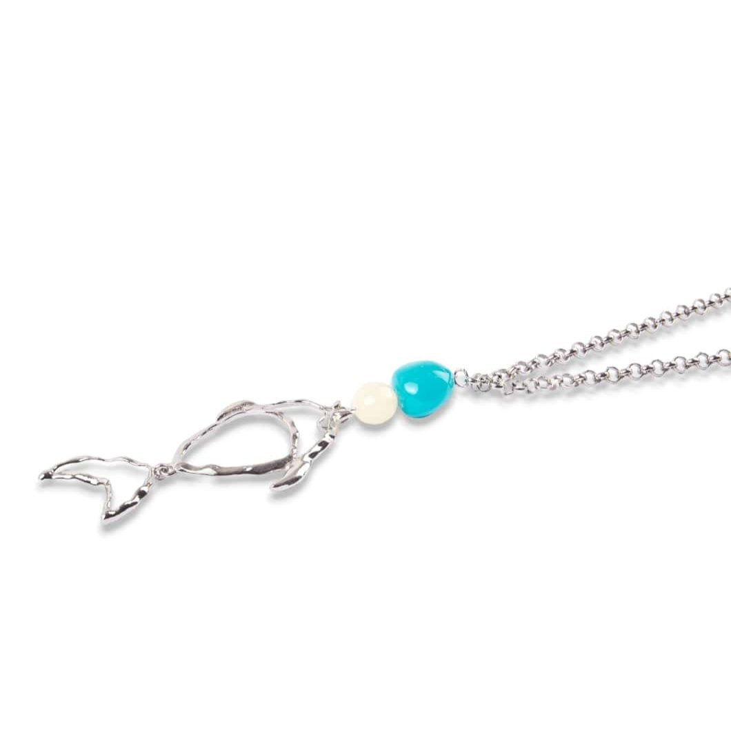 Collana lunga con pendente a forma di pesce e inserti bianco e arancio - Mya Accessories