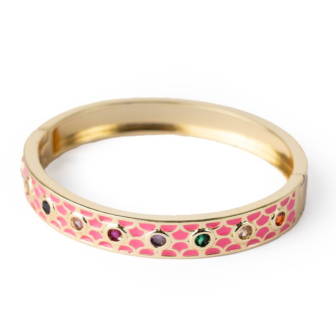 Bracciale in ottone a manetta smaltato rosa con zirconi multicolore - Mya Accessories