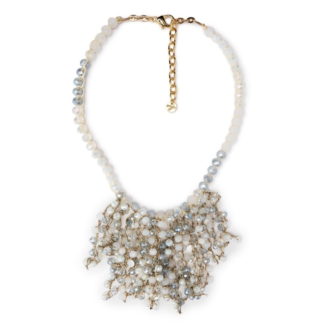 Collana girocollo in filo di cotone tono bianco con frange di microcristalli - Mya Accessories