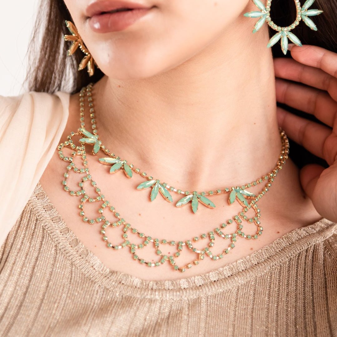 Collana girocollo in metallo a due linee con microcristalli in vetro verde - Mya Accessories