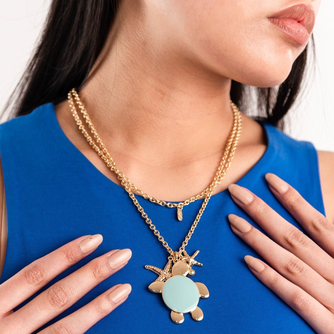 Collana girocollo doppia linea a catena con pendente a tartaruga smaltata verde acqua - Mya Accessories