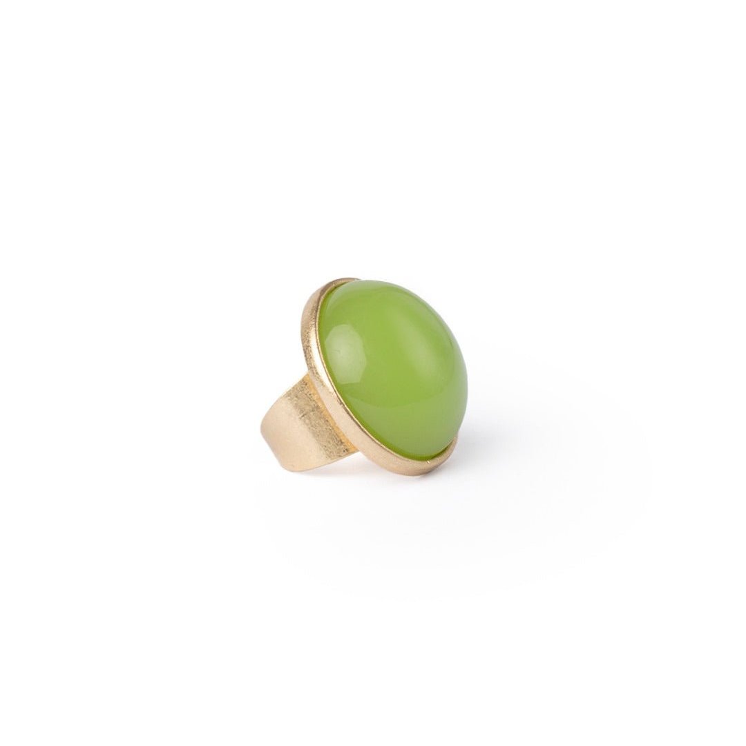 Anello a fascia regolabile con pietra circolare in resina verde - Mya Accessories